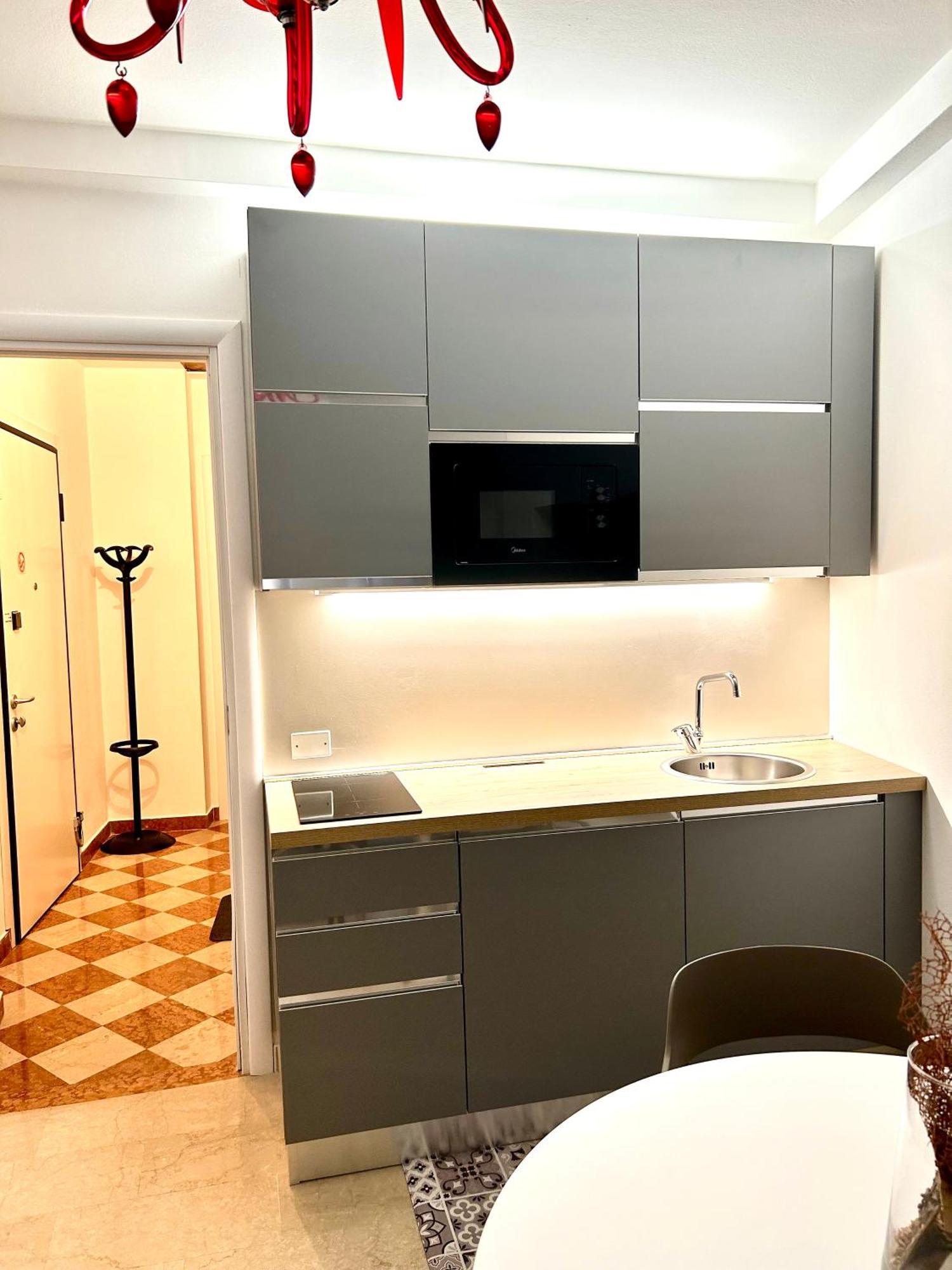 Rosso Verona Suite-Free Parking Exterior foto