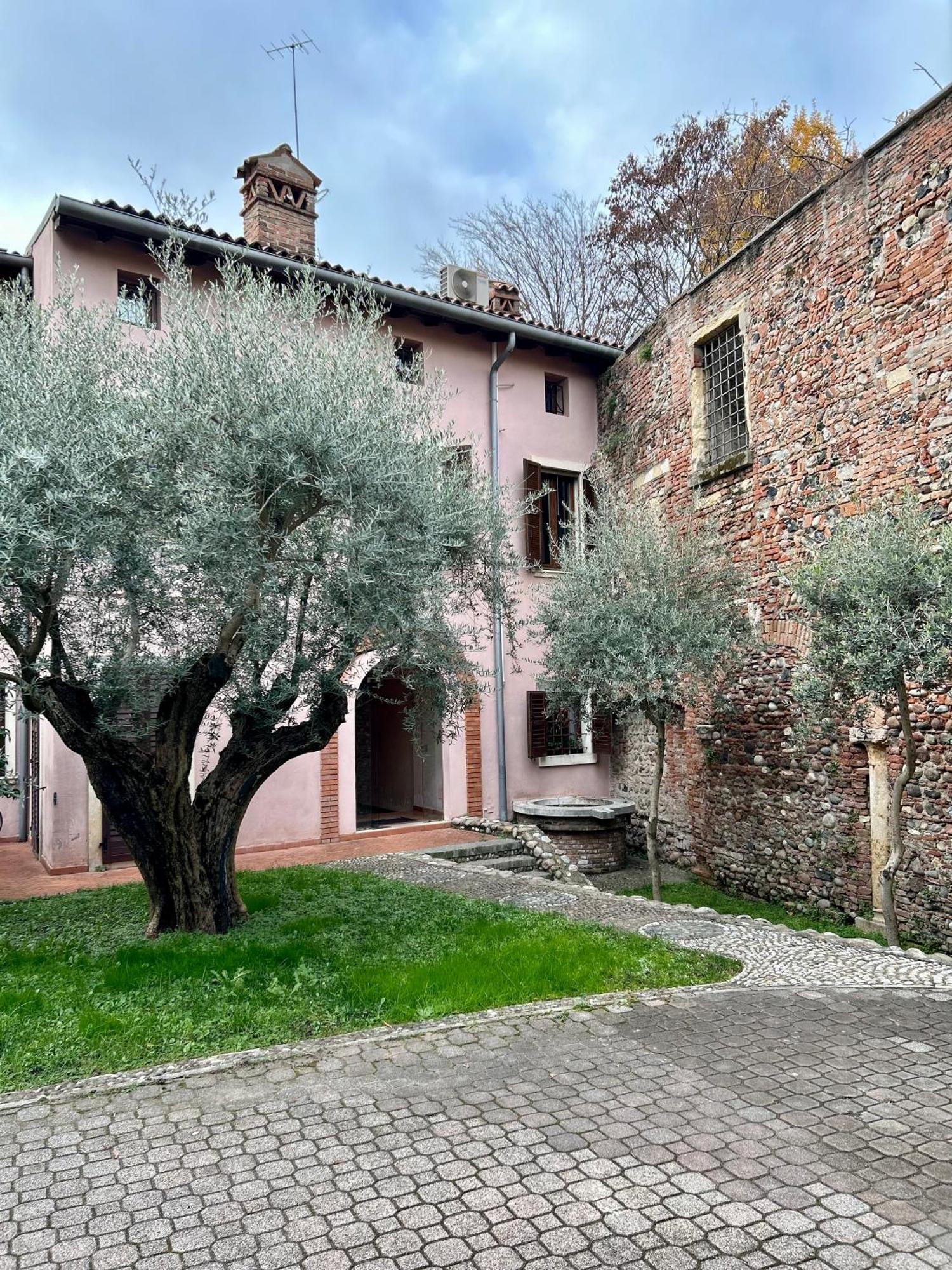Rosso Verona Suite-Free Parking Exterior foto